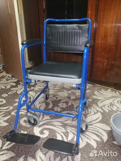 Санитарный стул туалет на колесах
