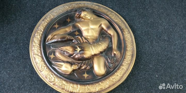 Гипсовые сувениры панно картины диаметр 36 см