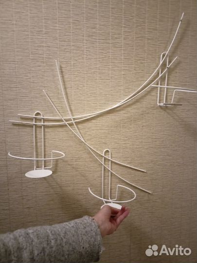 Настенная подставка для цветов