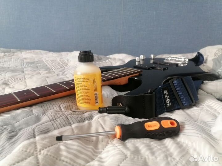 Бас гитара fender squier mb-4