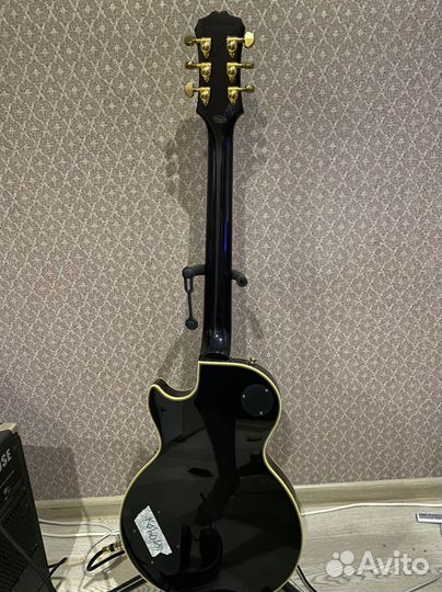 Электрогитара Epiphone Les paul custom PRO