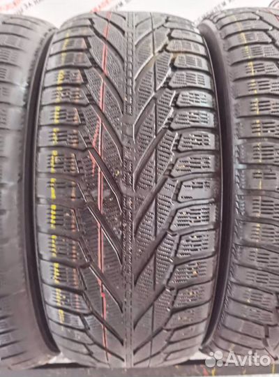 Nokian Tyres Hakkapeliitta R2 SUV 235/60 R18 111W