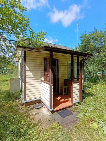 Дача 40 м² на участке 8 сот.