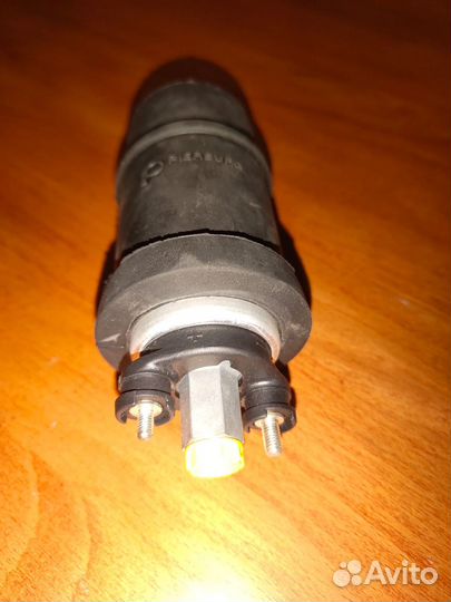 Насос топливный электрический W124/W126/W129