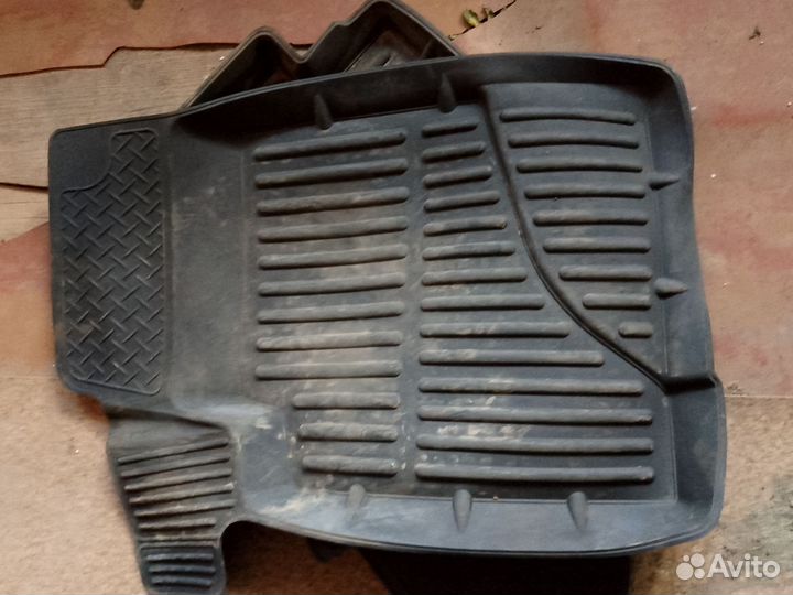 Niva Шевроле,тревел коврики