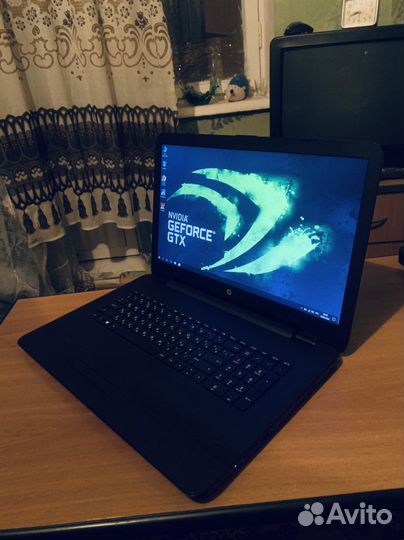 HP 17Y AMD A6-7310/1TB/8gb/17,3/Radeon R4