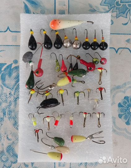 Мормышки, крючки- тройники