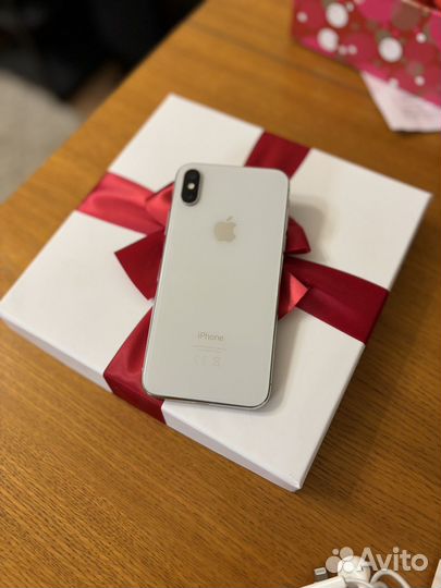 iPhone X, 64 ГБ