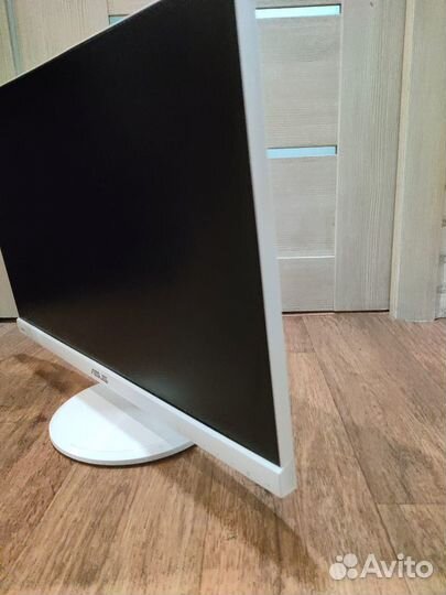 Монитор для компьютера