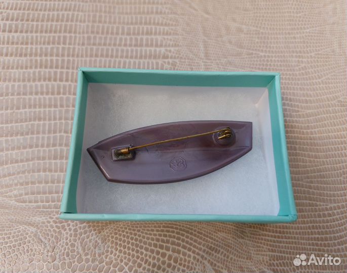 Брошь глушеное стекло винтаж