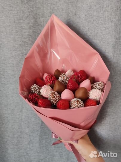 Букет из клубники в шоколаде 2
