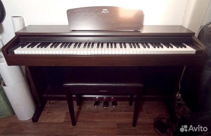Цифровое пианино yamaha Arius YDP-140
