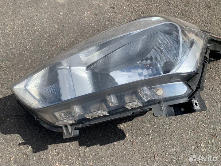 Фара левая Creta 1