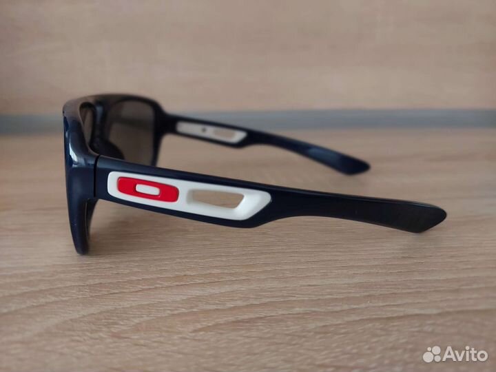 Очки Oakley Dispatch ll