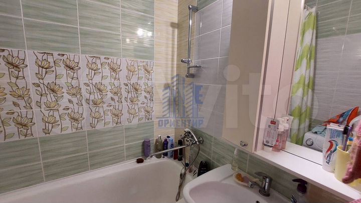 2-к. квартира, 52 м², 9/9 эт.