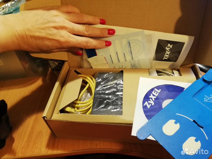 Модем adsl2+ Zuxel P660-RT EE как новый упаковка