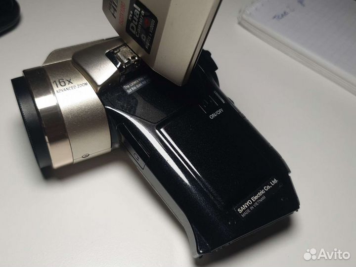 Видеокамера full hd Sanyo Xacti vpc-hd2000