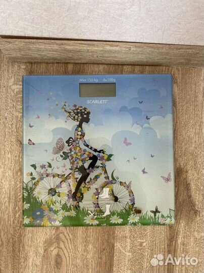 Весы напольные Scarlet