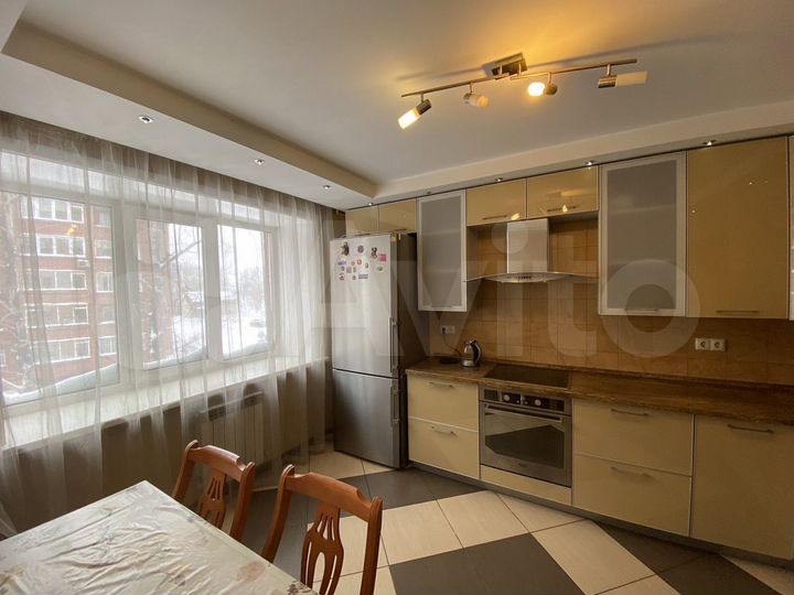3-к. квартира, 96 м², 3/5 эт.