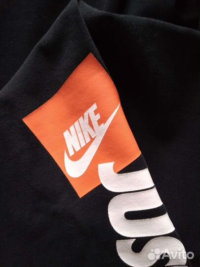 Спортивный костюм Nike