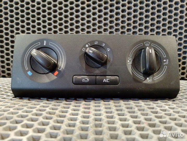 Блок управления печкой Skoda Fabia 2 CFN 1.6 2013