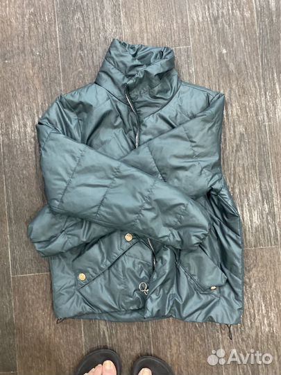 Ветровка женская