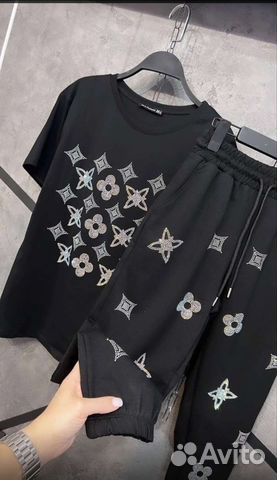 Спортивный костюм Турция со стразами