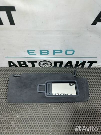 Козырек солнцезащитный передний правый Porsche