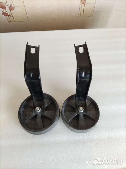 Колеса боковые для детского велосипеда