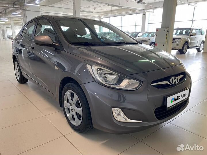 Hyundai Solaris 1.6 AT, 2013, 89 642 км