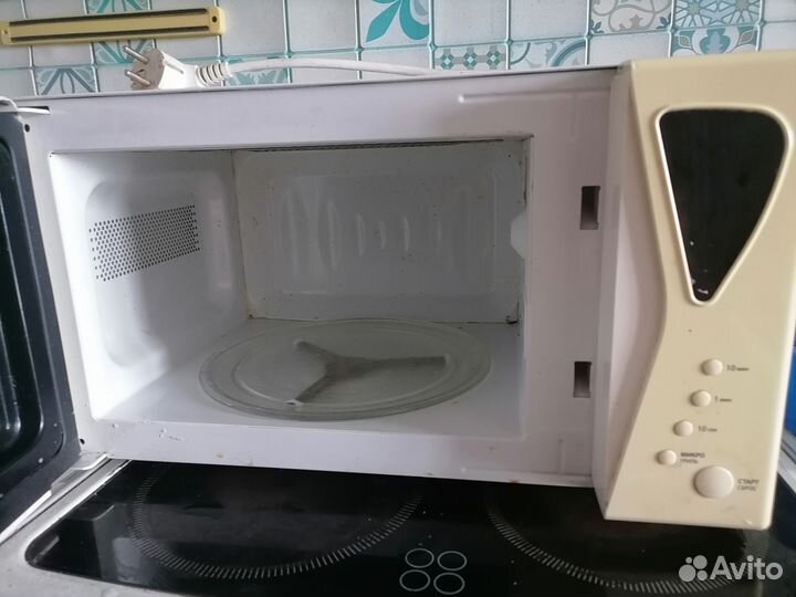 Микроволновая печь