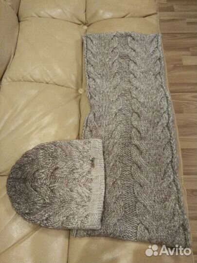 Комплект шапка и снуд 80 шерсти