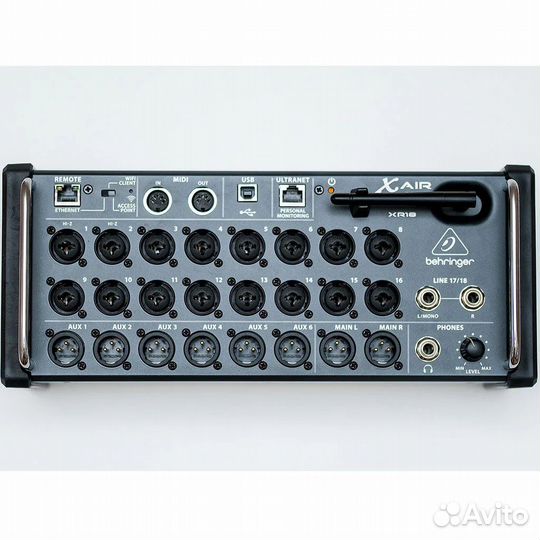 Behringer XR 18
