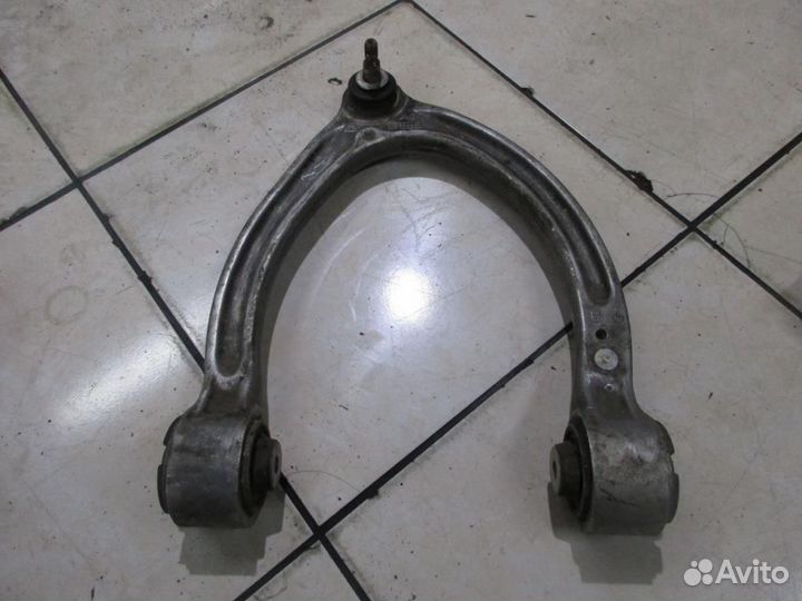 Рычаг передний верхний w221 S-class