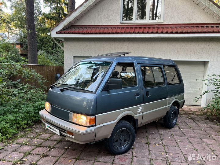 Nissan Vanette 2.0 AT, 1990, 355 000 км