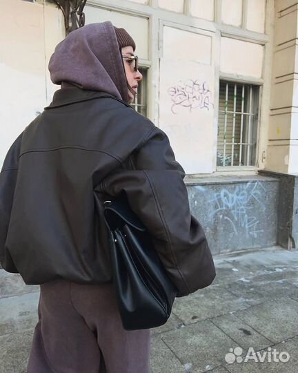 Куртка бомбер женская