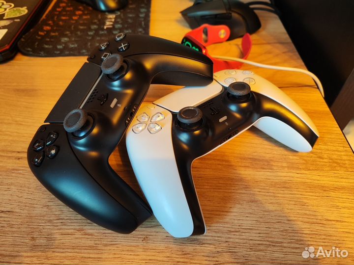 Sony PS5 (два геймпада)