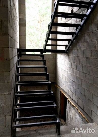 Обшивка ступеней Ясенем