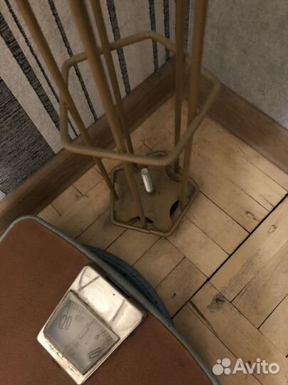 Стойка для цветов