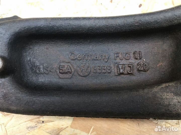 Рычаг передний левый VW Transporter T6 2019-2023