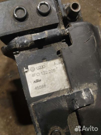 Радиатор Audi Rs6 c6