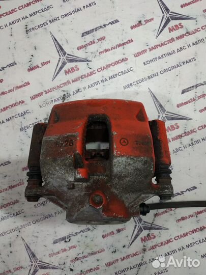 Суппорт передний w204 Mercedes