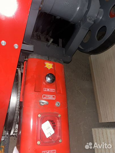 Щековая дробилка с дизельным двигателем