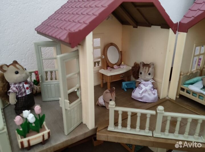 Sylvanian families большой дом со светом