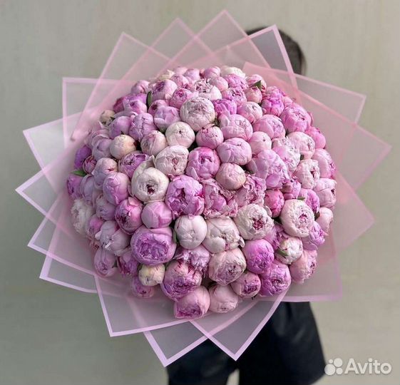 Букет из пионов. Пионовидные розы. Цветы в коробке