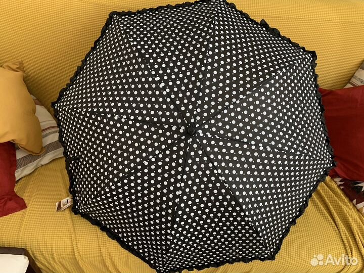 Подарок для девушки: зонт-трость