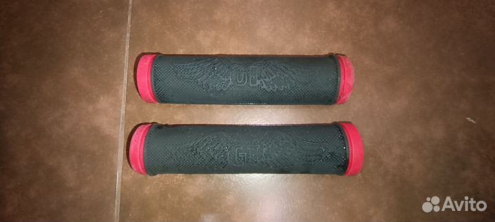 Грипсы (ручки) на руль велосипеда GT