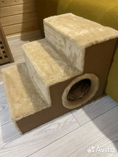 Домик-лесенка для собачки или кошечки