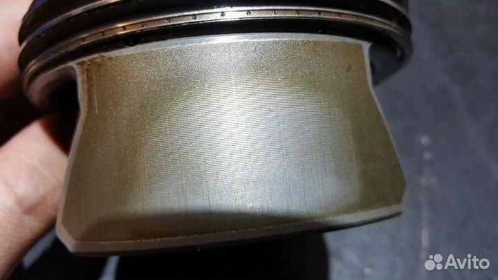 Поршень правый Porsche Cayenne 957 GTS M48.01 2008