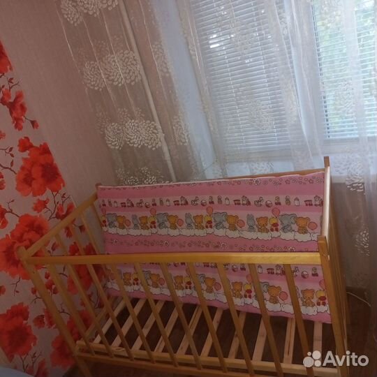 Детская кроватка